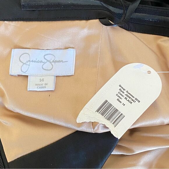 Jessica Simpson Black Lace Detail Bodice Strapless Cocktail Mini Dress Sz 14 NWT - Picture 10 of 15